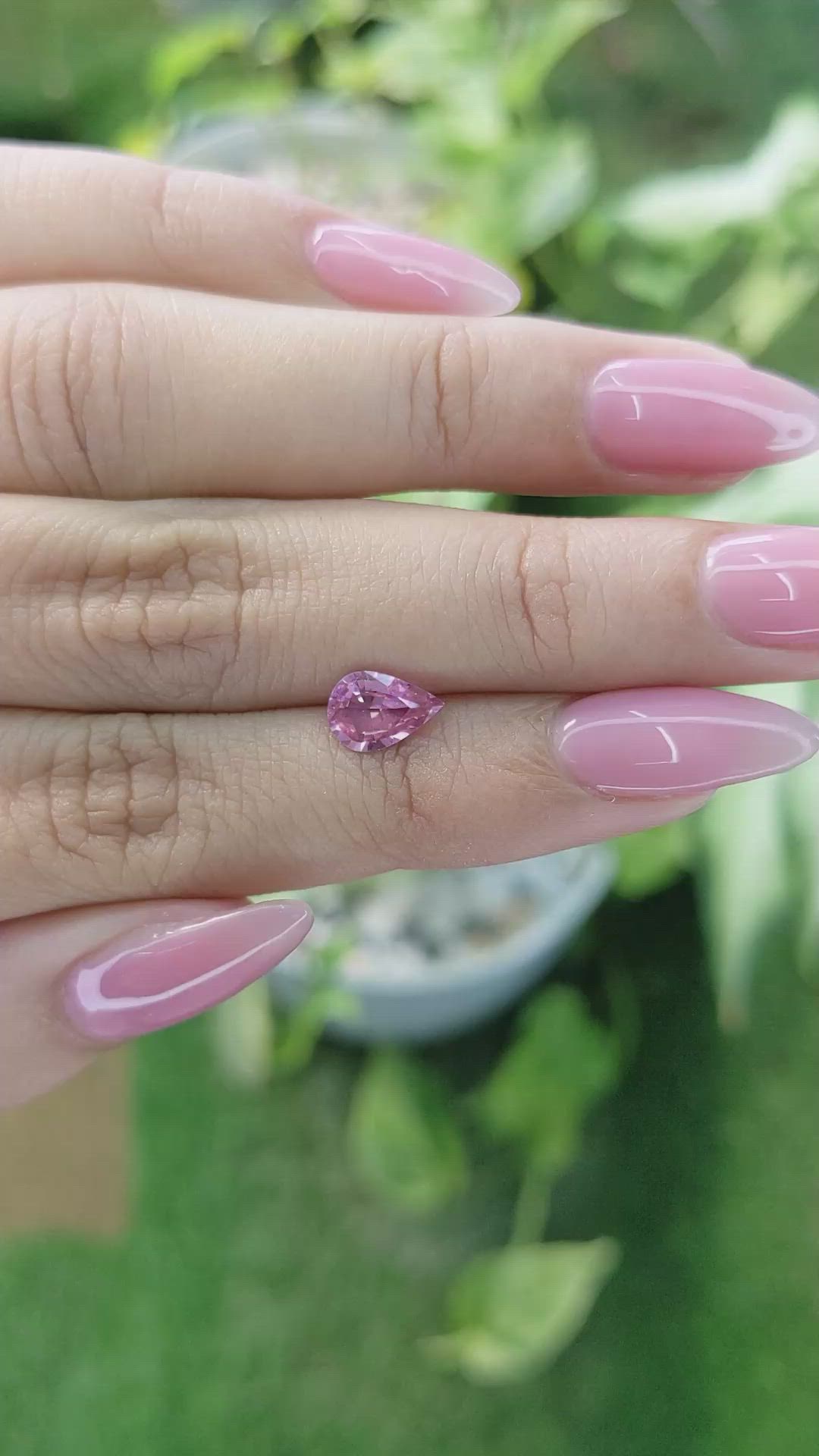 1.06 Ct. Purplish Pink Sapphire from Ceylon (Sri Lanka) Size Video