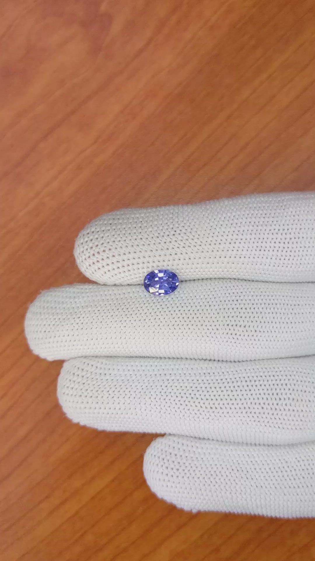 1.07 Ct. Blue Sapphire from Ceylon (Sri Lanka) Size Video