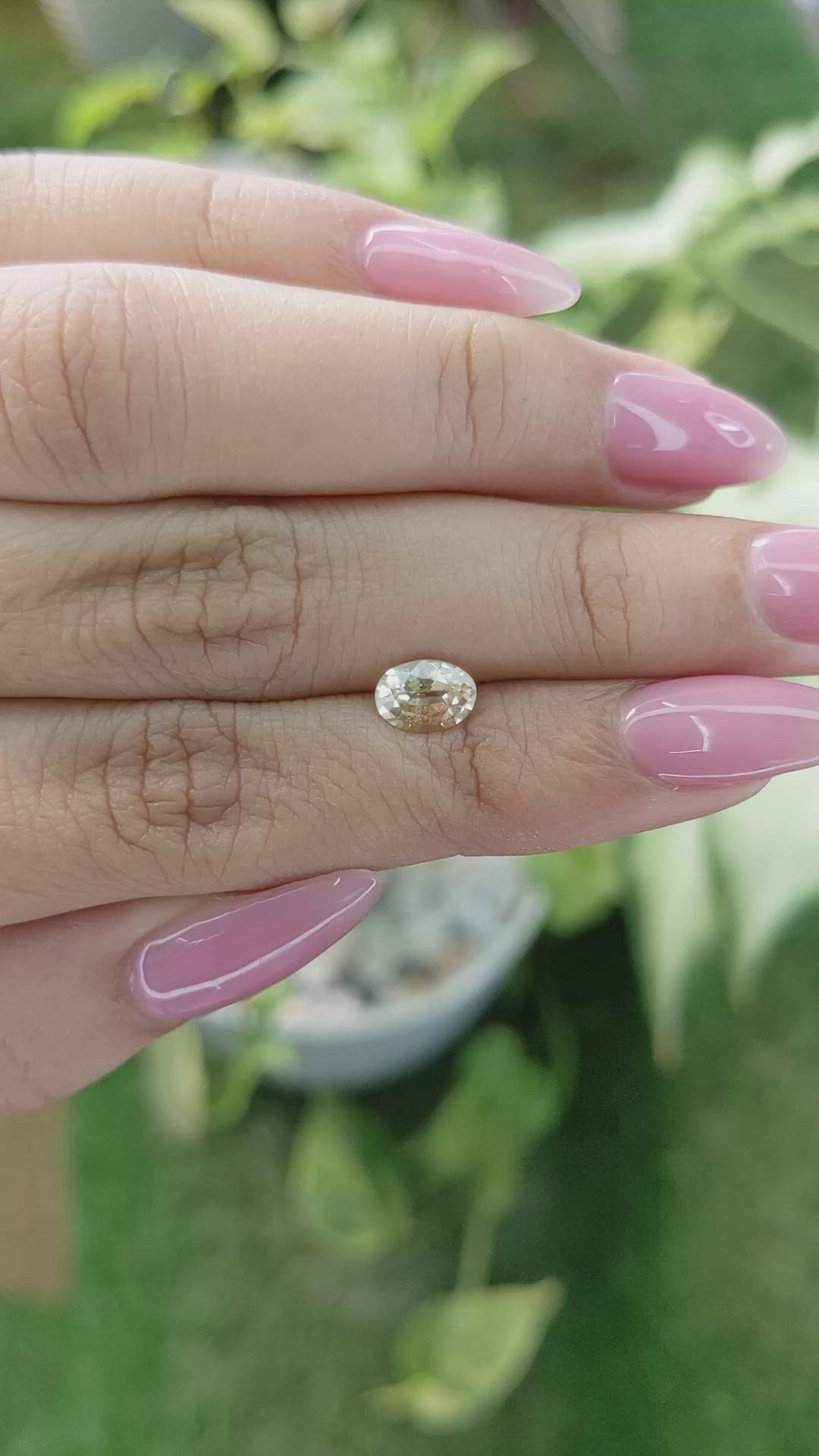 1.06 Ct. Yellow Sapphire from Ceylon (Sri Lanka) Size Video