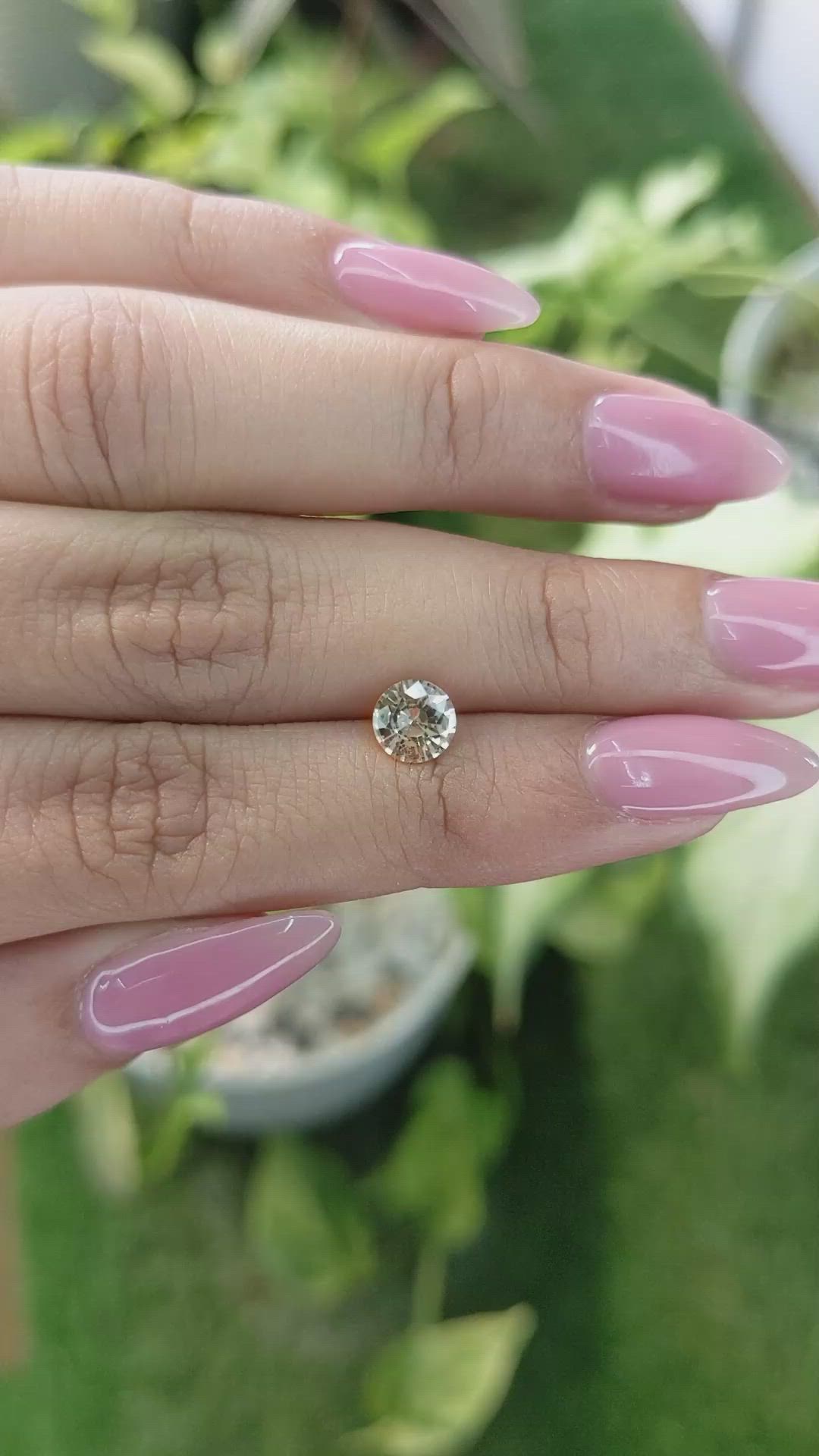 1.13 Ct. Yellow Sapphire from Ceylon (Sri Lanka) Size Video