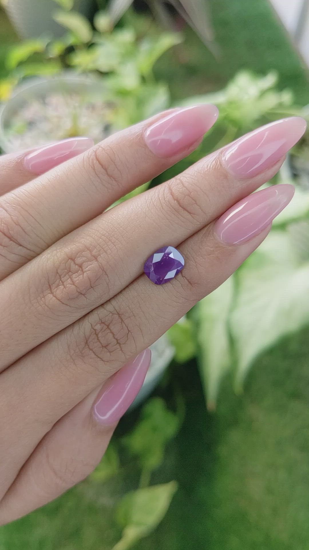 2.08 Ct. Pinkish Purple Sapphire from Ceylon (Sri Lanka) Size Video