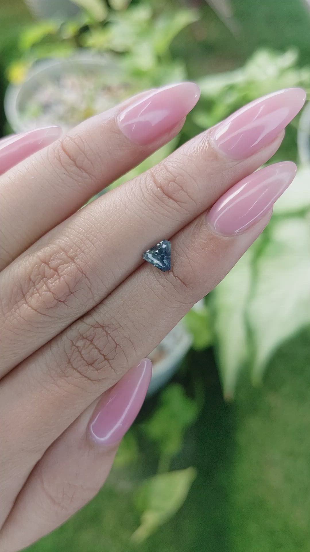 0.73 Ct. Bi Color Sapphire from Ceylon (Sri Lanka) Size Video