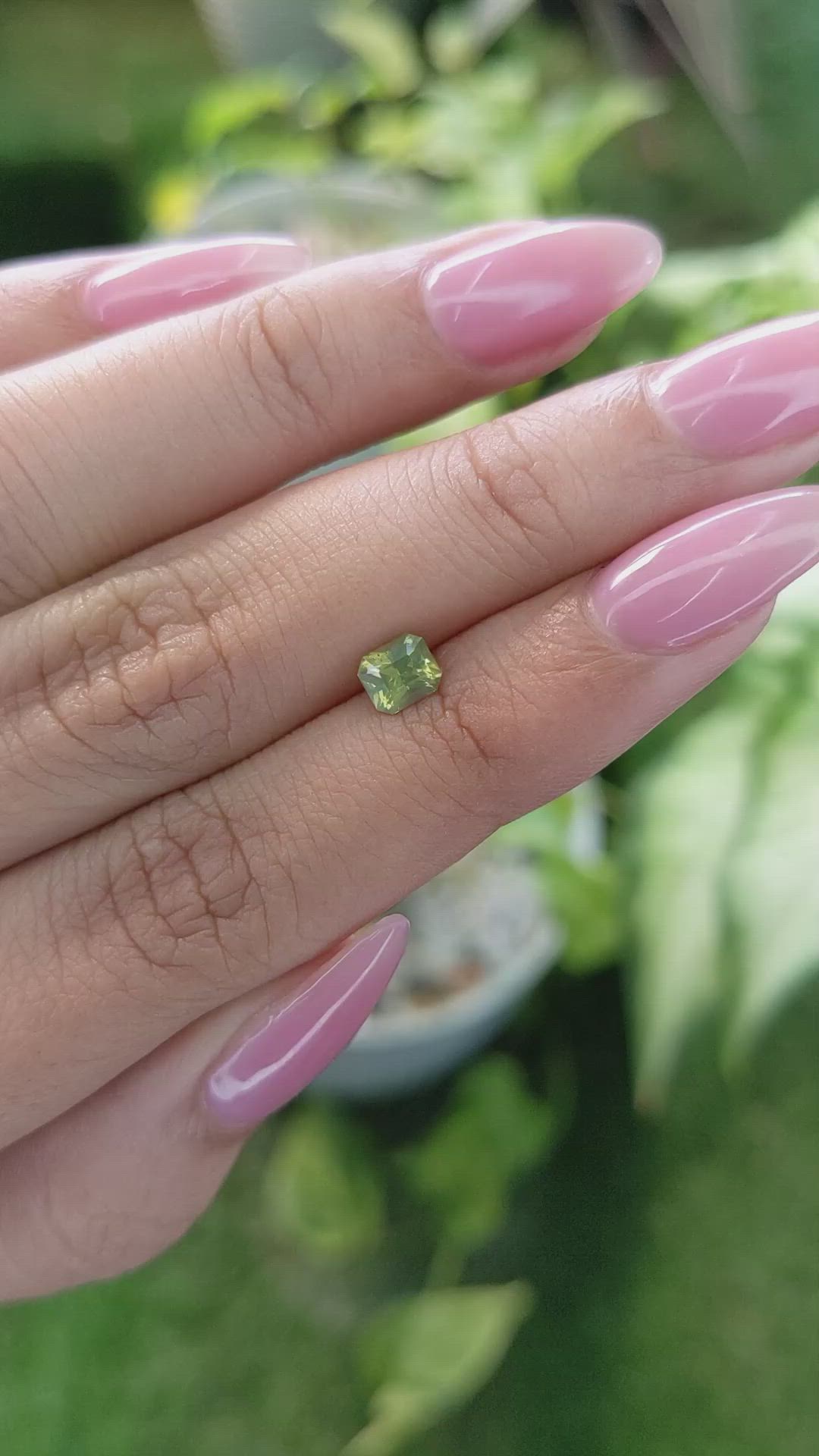 0.60 Ct. Yellowish Green Sapphire from Ceylon (Sri Lanka) Size Video