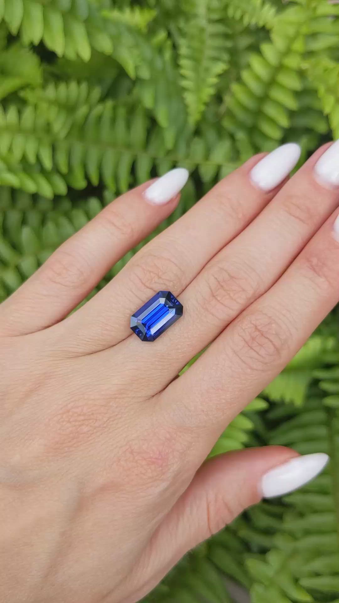 5.94 Ct. Blue Sapphire from Ceylon (Sri Lanka) Size Video