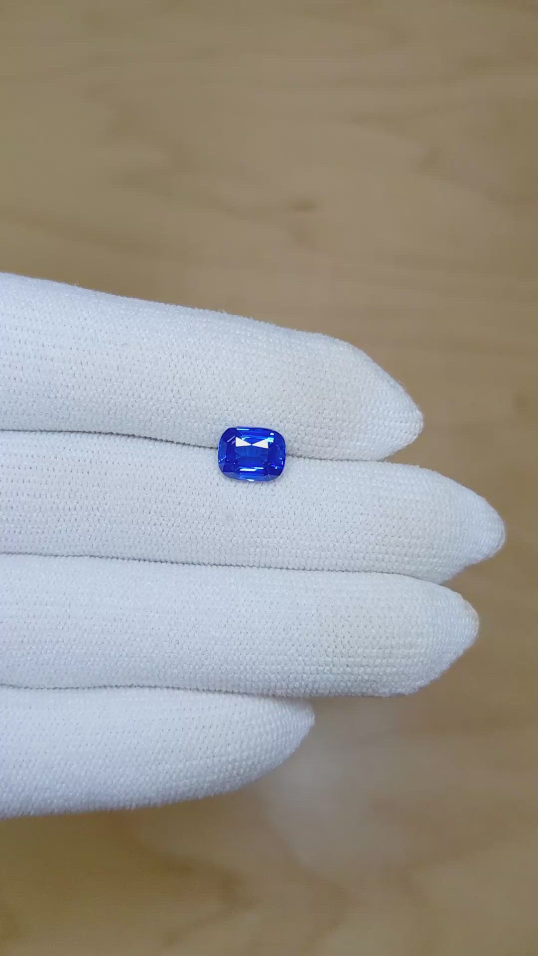2.30 Ct. Blue Sapphire from Ceylon (Sri Lanka) Size Video