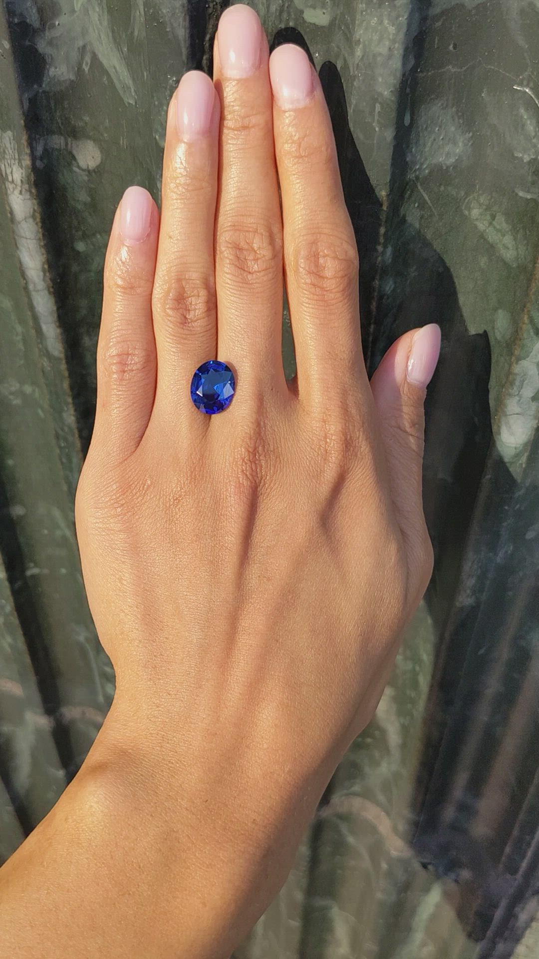 6.16 Ct. Blue Sapphire from Ceylon (Sri Lanka) Size Video