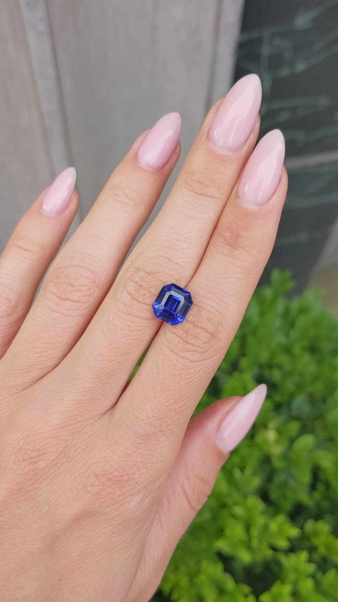 3.58 Ct. Blue Sapphire from Ceylon (Sri Lanka) Size Video