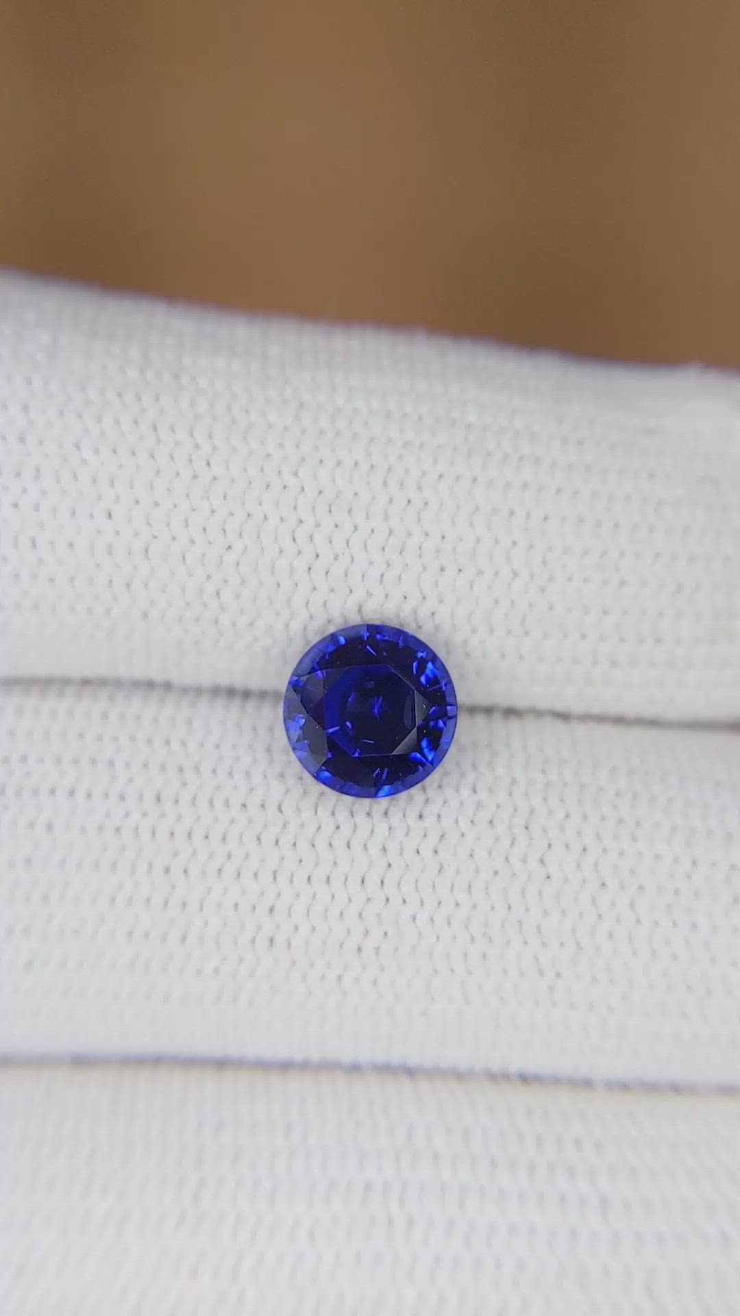 1.95 Ct. Blue Sapphire from Ceylon (Sri Lanka) Size Video