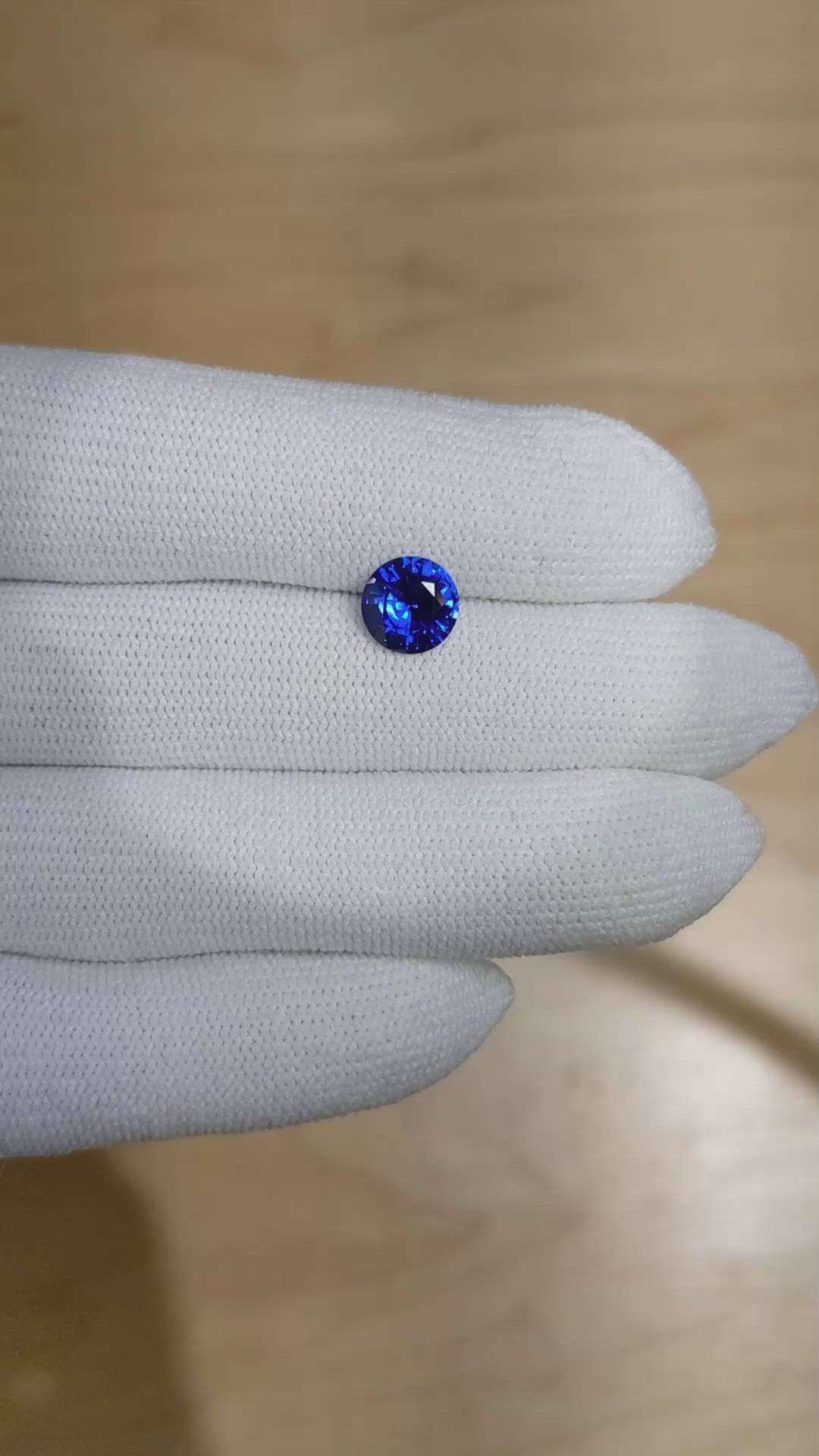 1.72 Ct. Blue Sapphire from Ceylon (Sri Lanka) Size Video