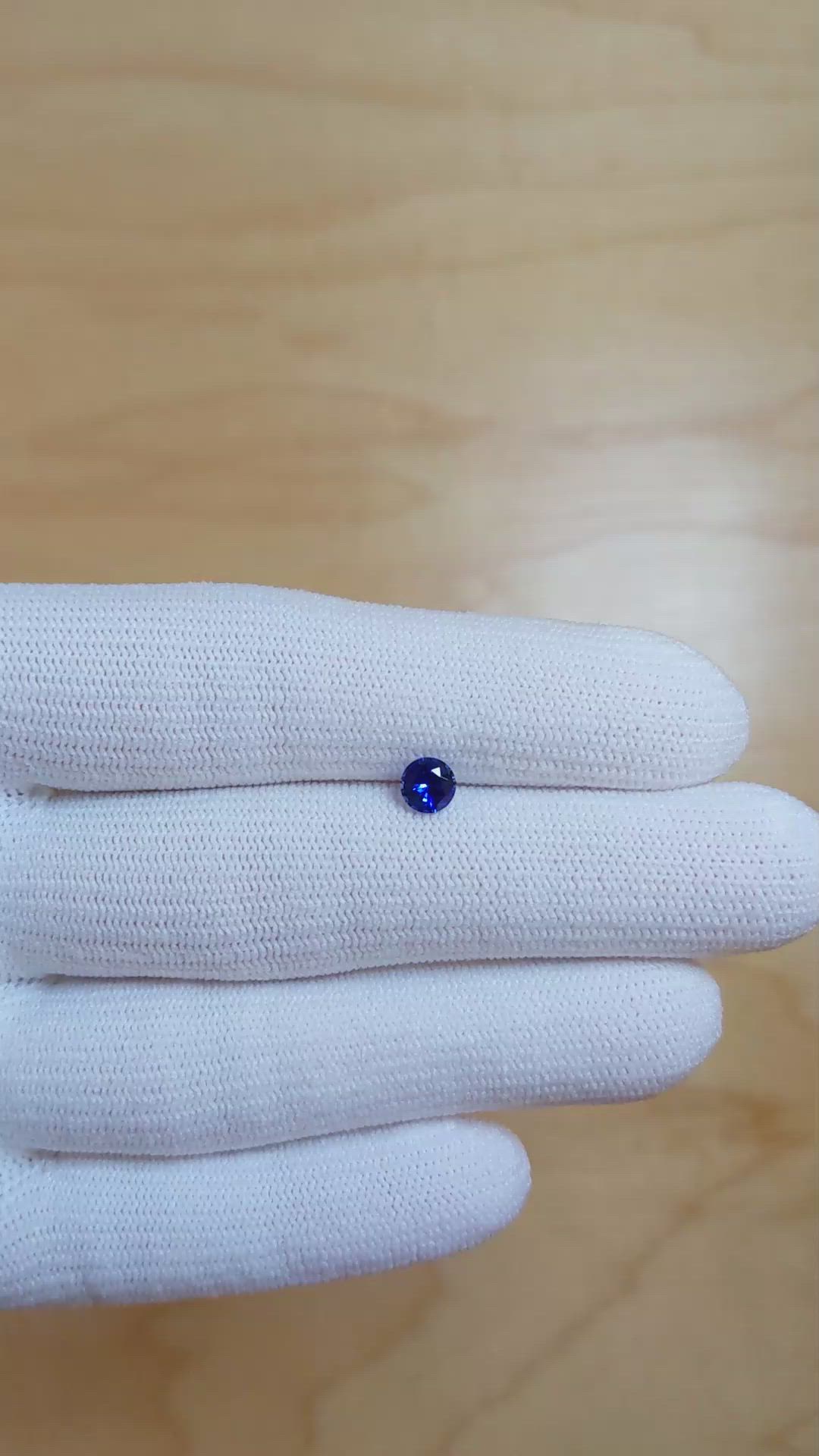 0.55 Ct. Blue Sapphire from Ceylon (Sri Lanka) Size Video
