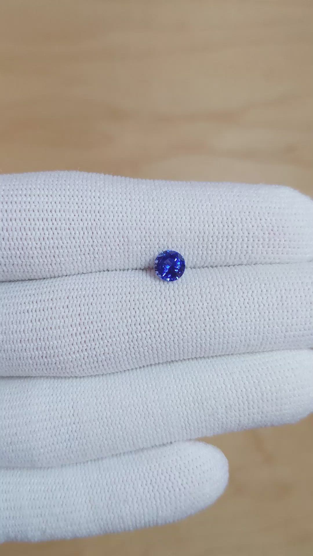 0.85 Ct. Blue Sapphire from Ceylon (Sri Lanka) Size Video