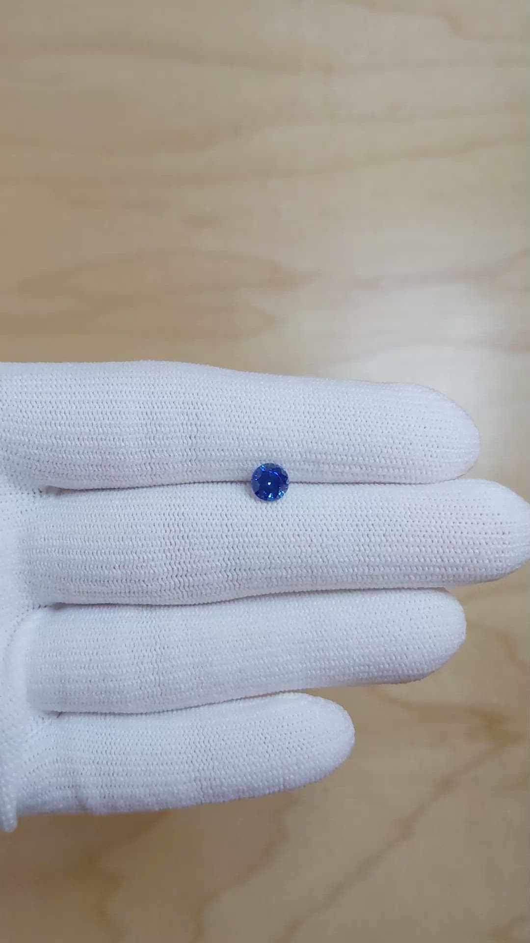 0.88 Ct. Blue Sapphire from Ceylon (Sri Lanka) Size Video