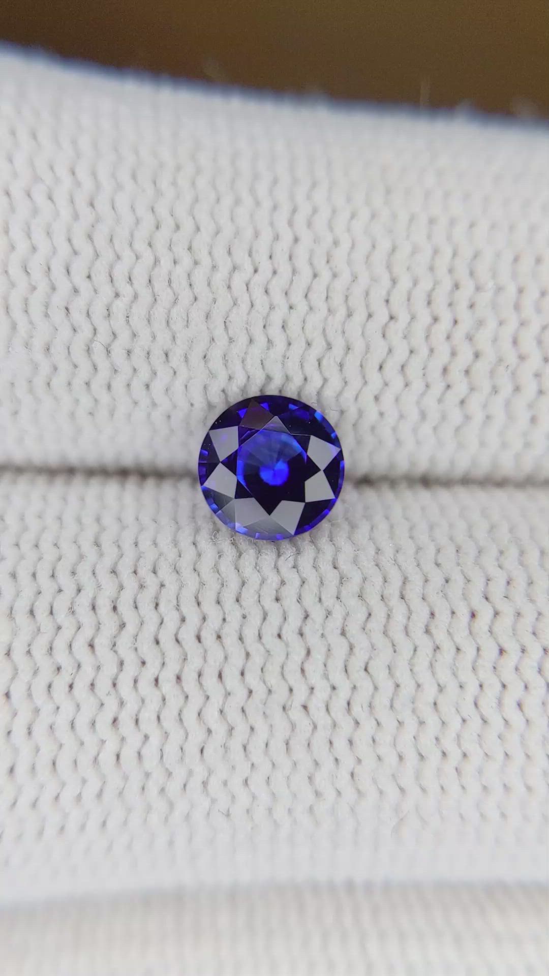 0.77 Ct. Blue Sapphire from Ceylon (Sri Lanka) Size Video