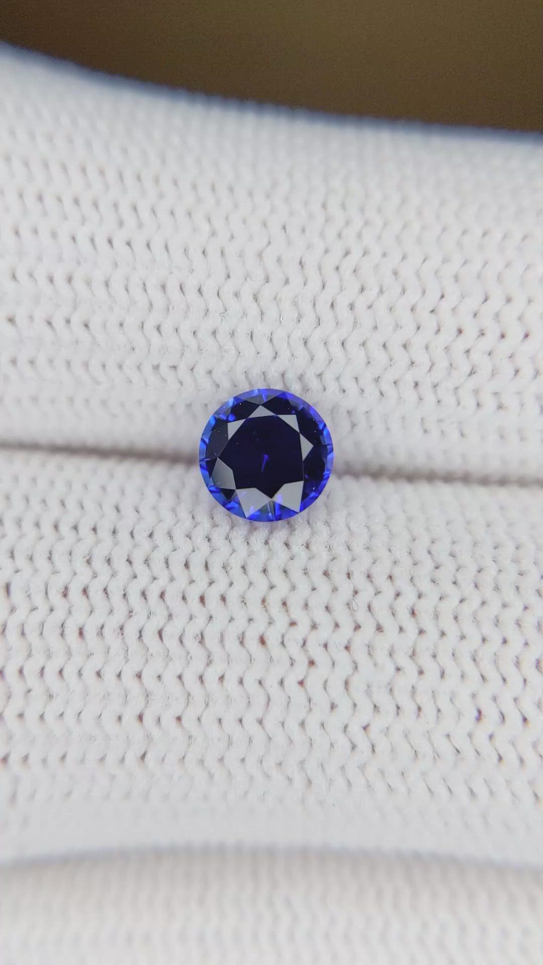 0.87 Ct. Blue Sapphire from Ceylon (Sri Lanka) Size Video