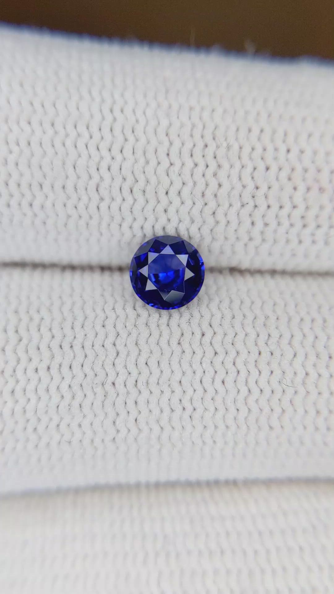 0.55 Ct. Blue Sapphire from Ceylon (Sri Lanka) Size Video