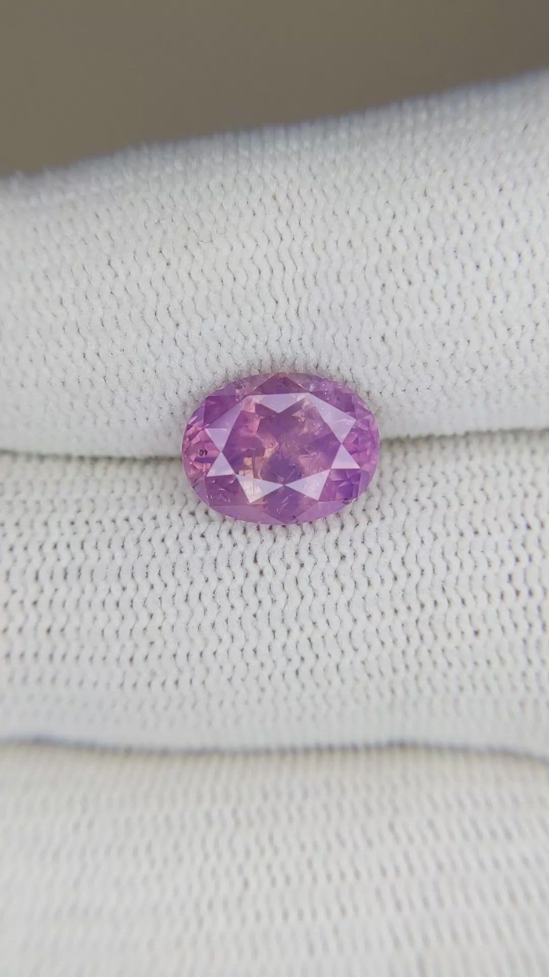 4.10 Ct. Pinkish Purple Sapphire from Ceylon (Sri Lanka) Size Video