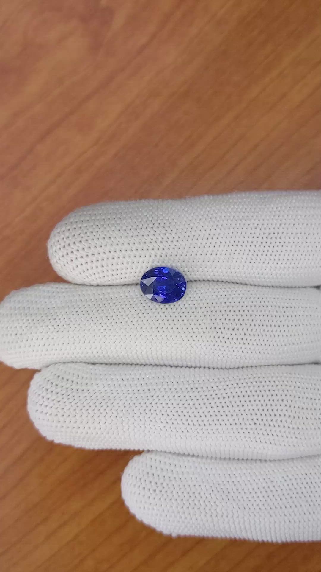 3.05 Ct. Blue Sapphire from Ceylon (Sri Lanka) Size Video