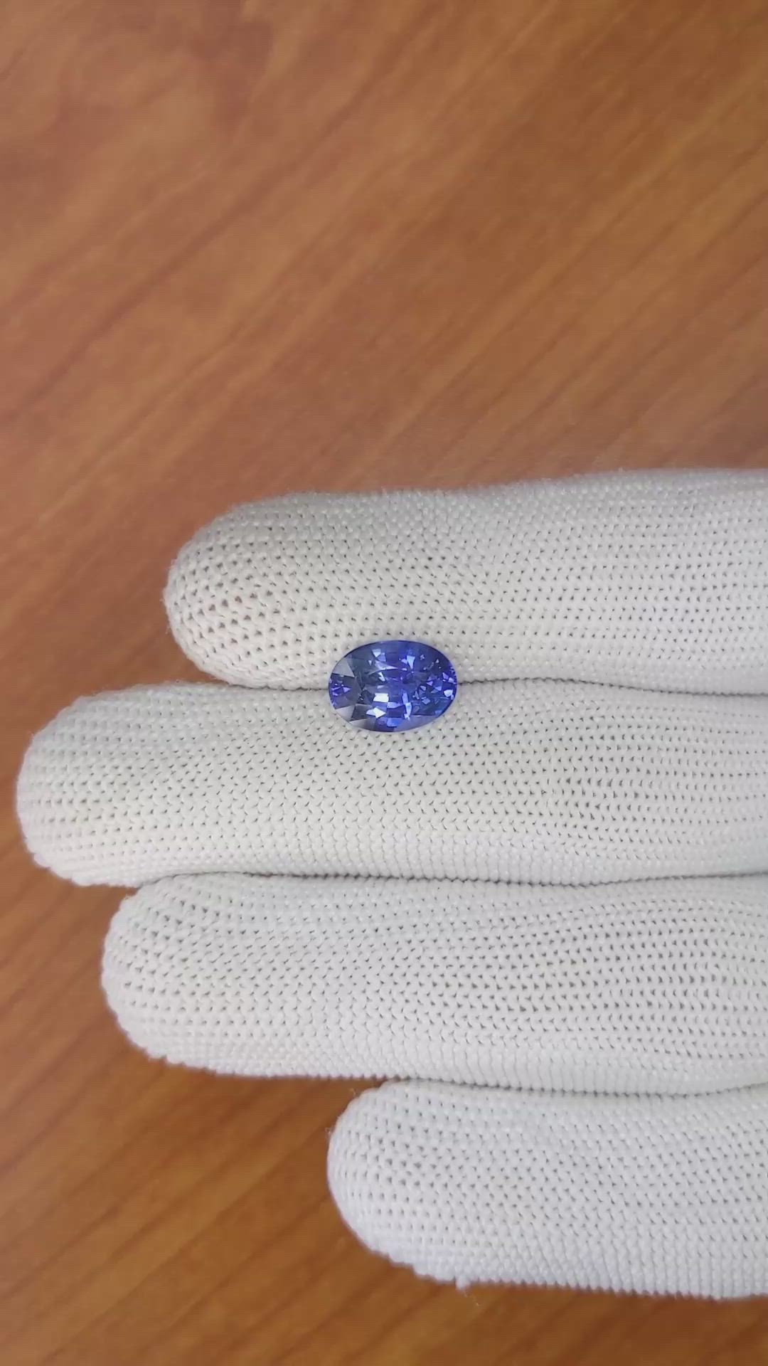 3.37 Ct. Blue Sapphire from Ceylon (Sri Lanka) Size Video