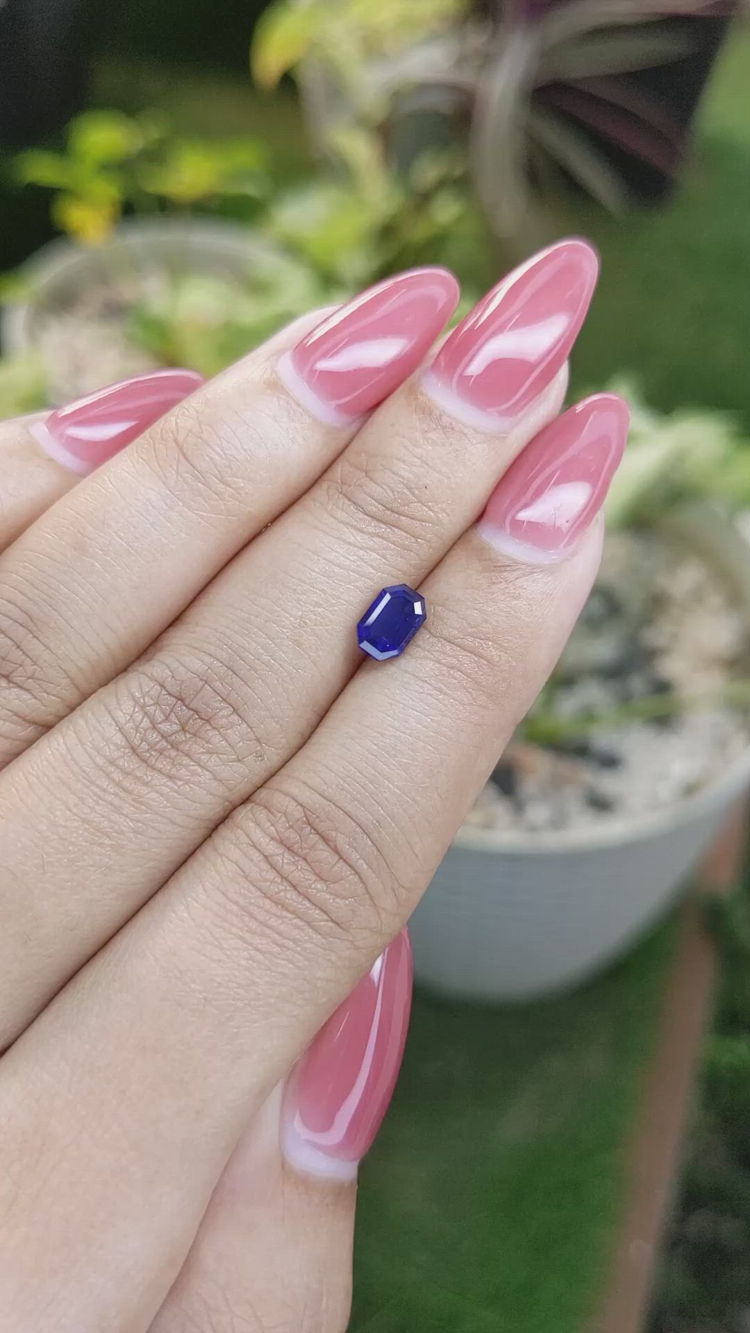 1.10 Ct. Blue Sapphire from Ceylon (Sri Lanka) Size Video