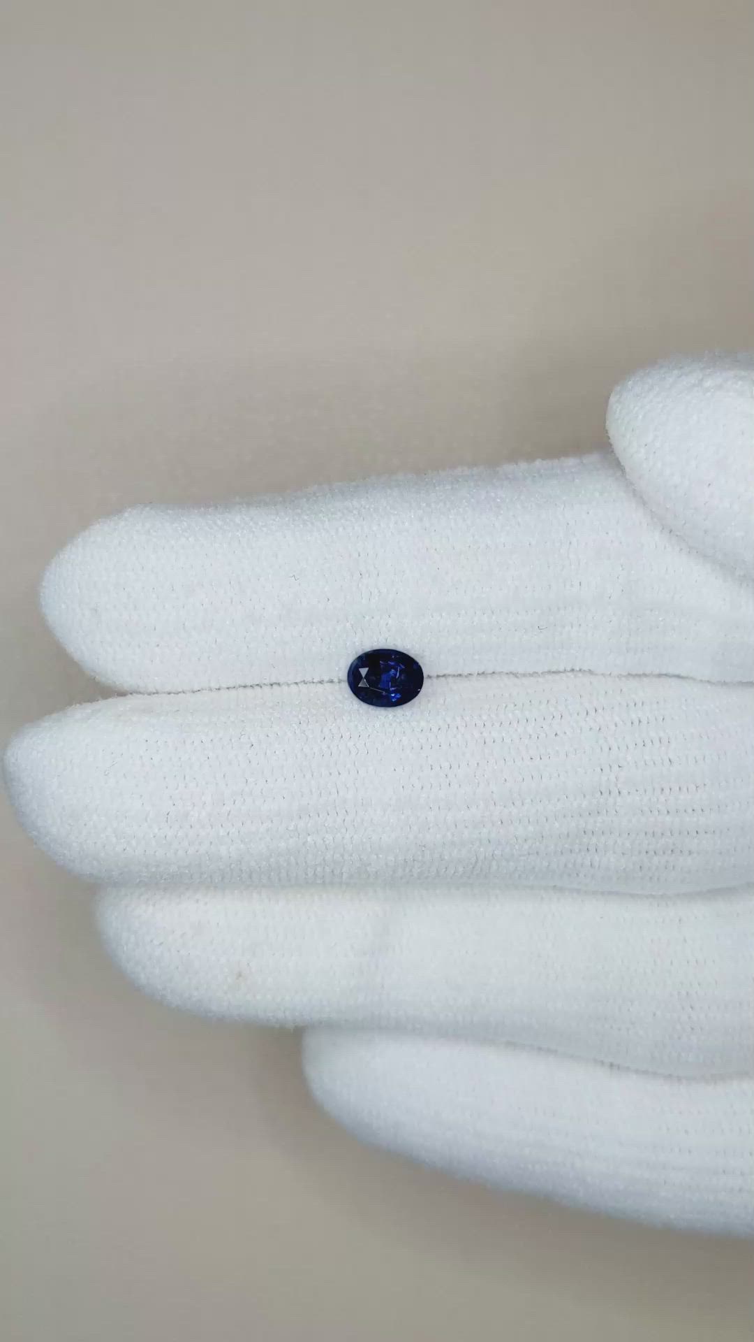 0.58 Ct. Blue Sapphire from Ceylon (Sri Lanka) Size Video