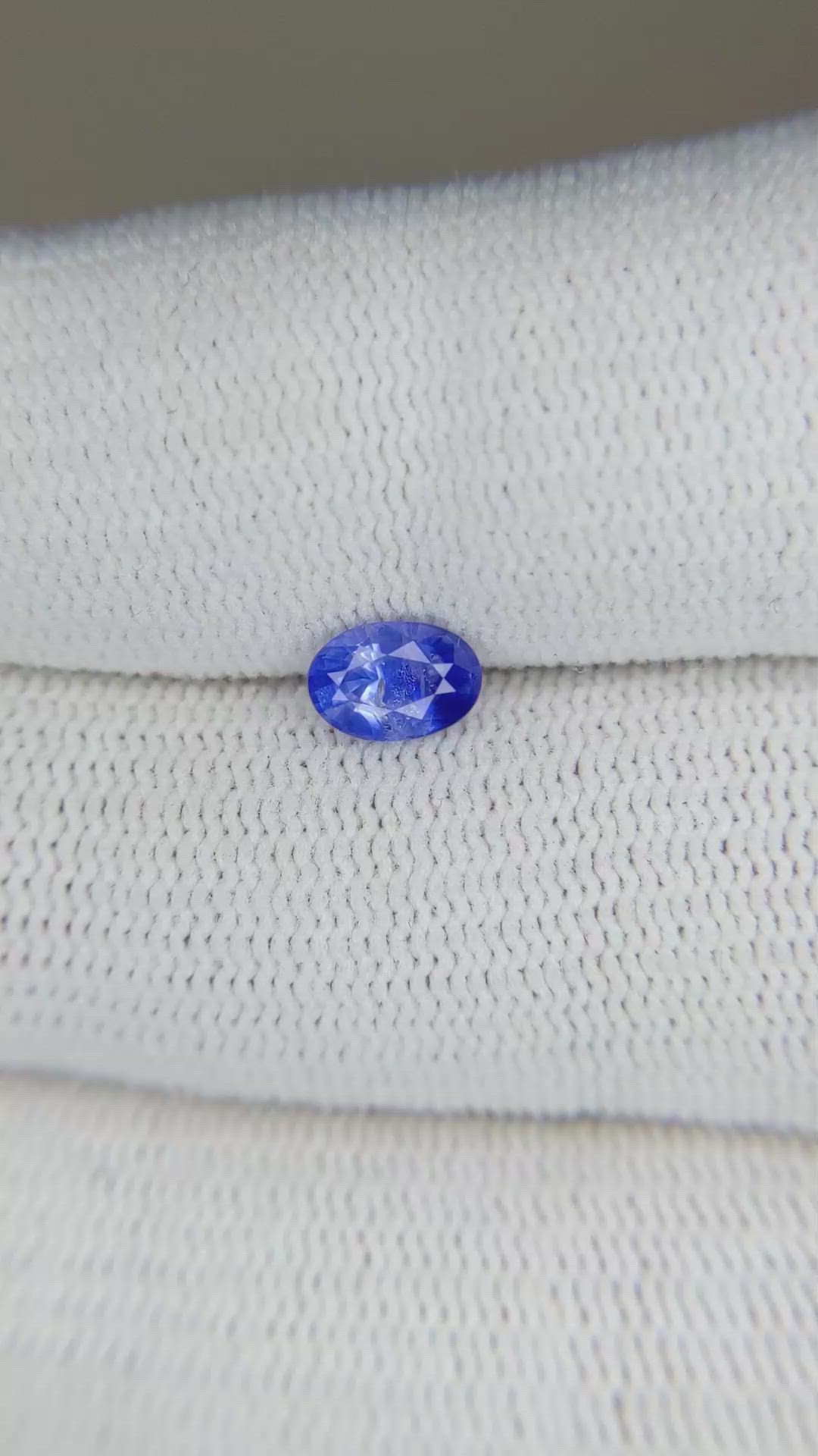 0.72 Ct. Blue Sapphire from Ceylon (Sri Lanka) Size Video