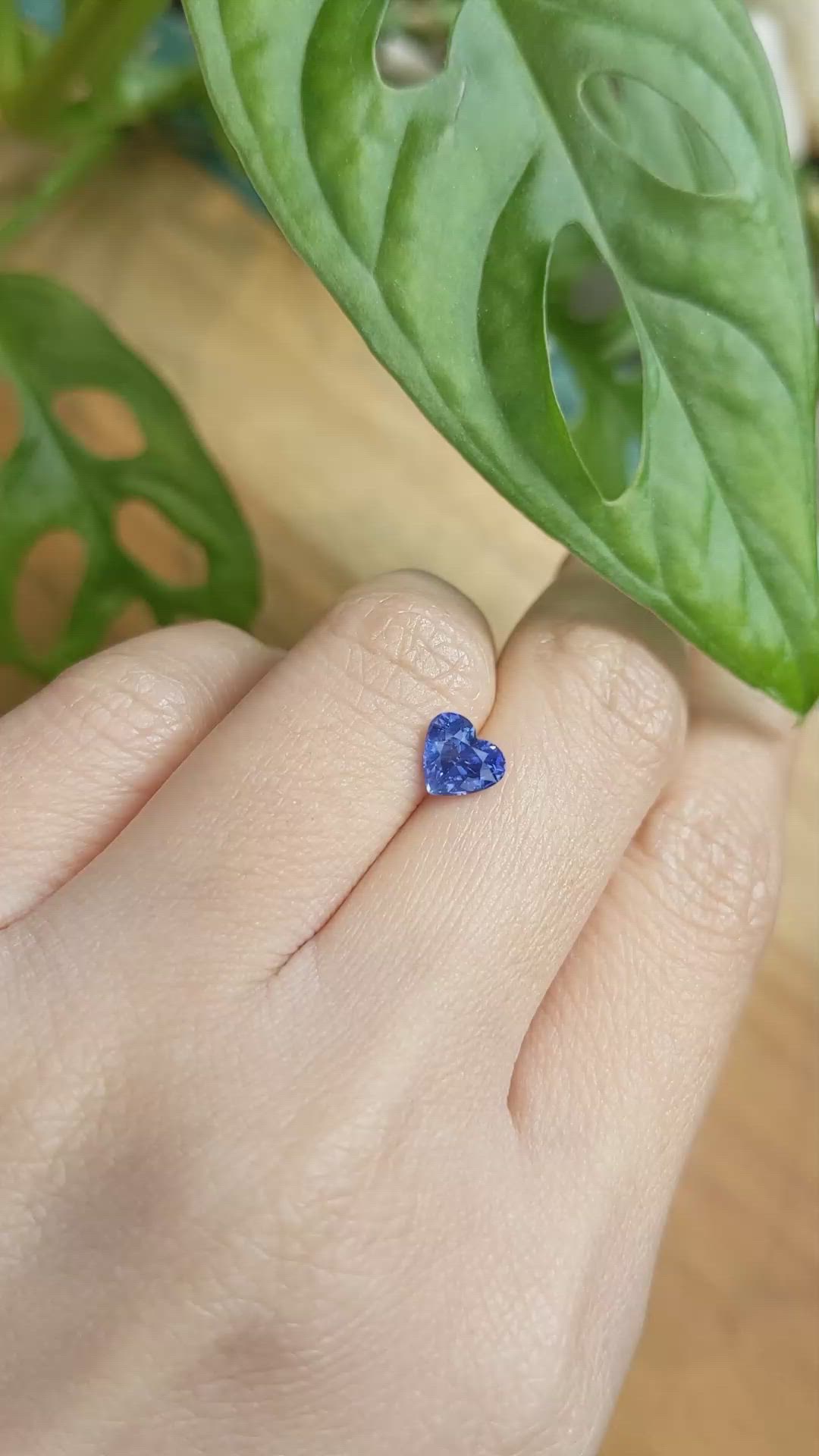 1.10 Ct. Blue Sapphire from Ceylon (Sri Lanka) Size Video
