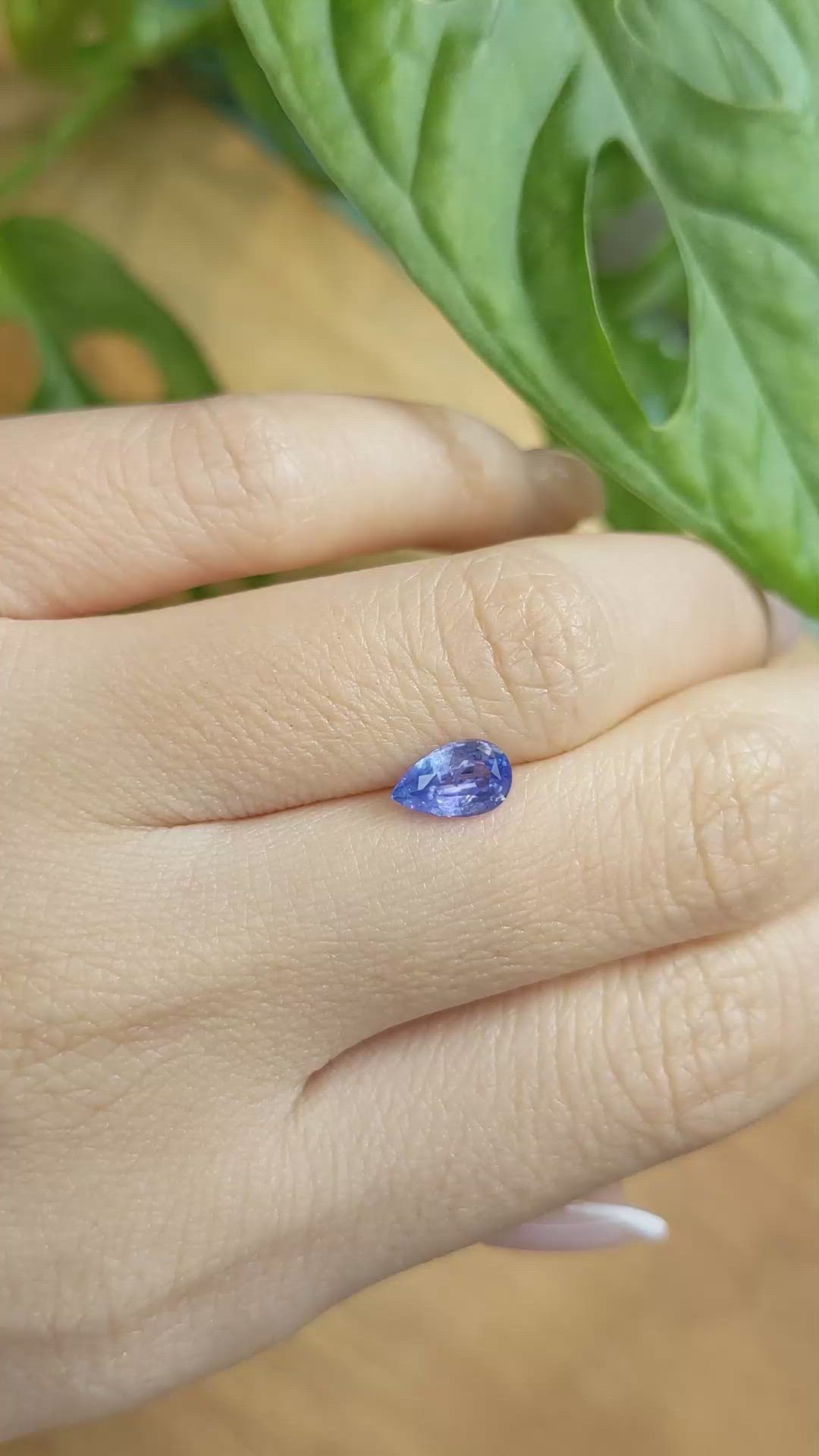 1.05 Ct. Blue Sapphire from Ceylon (Sri Lanka) Size Video