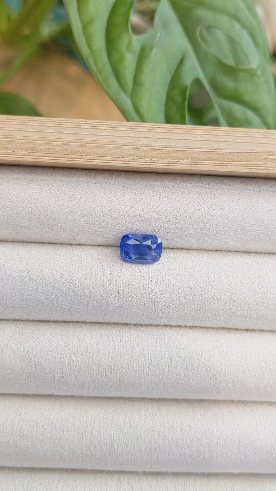 2.30 Ct. Blue Sapphire from Ceylon (Sri Lanka) Size Video