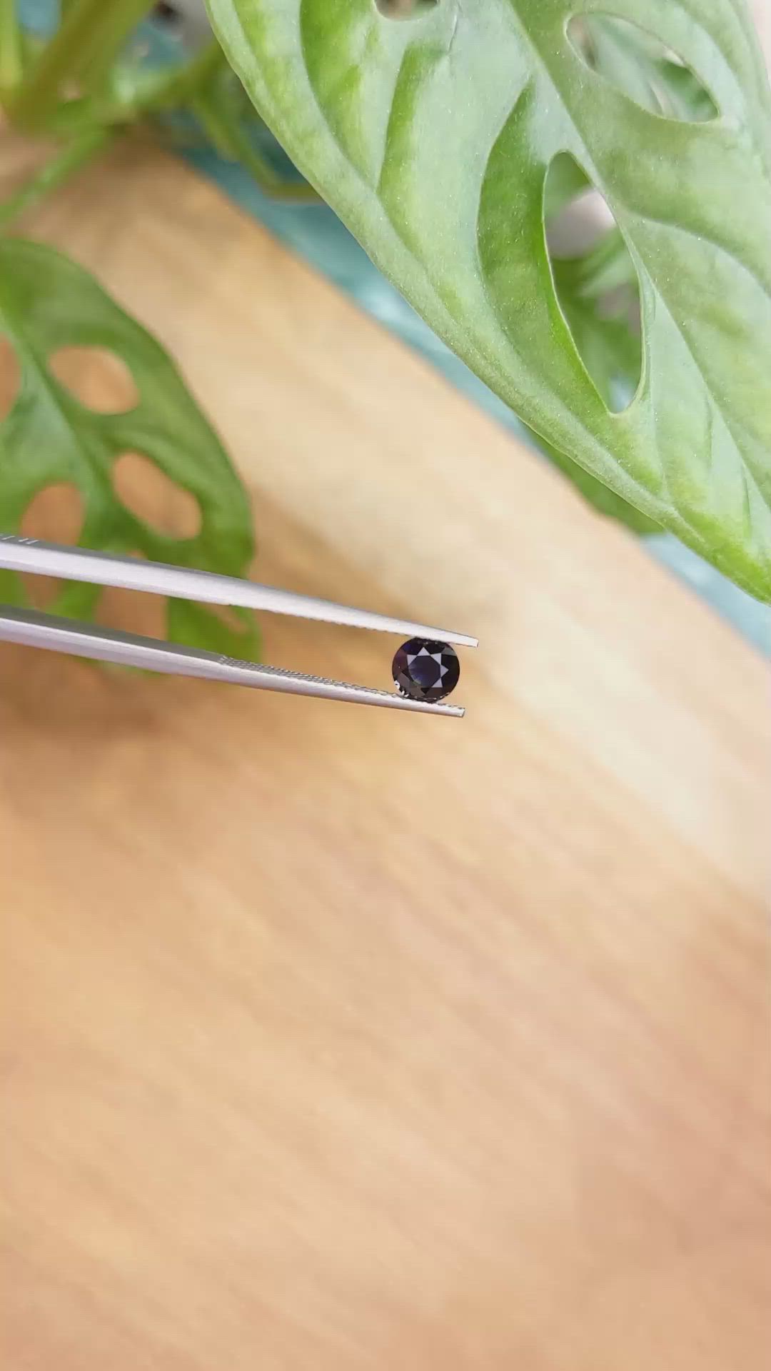 0.85 Ct. Blue Sapphire from Ceylon (Sri Lanka) Size Video