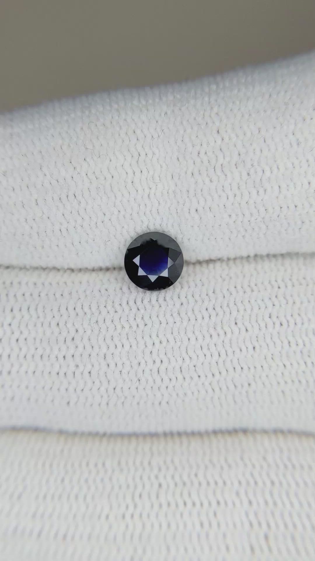 0.85 Ct. Blue Sapphire from Ceylon (Sri Lanka) Size Video