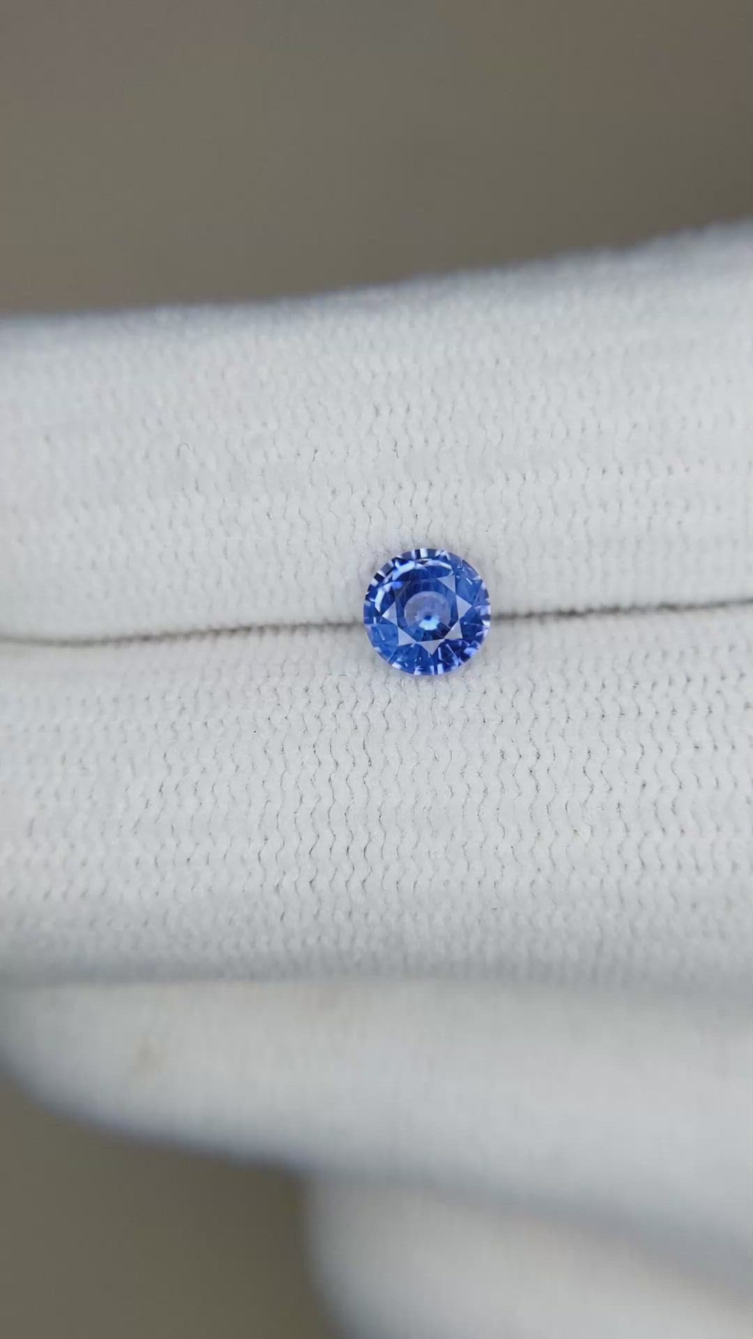 0.56 Ct. Blue Sapphire from Ceylon (Sri Lanka) Size Video