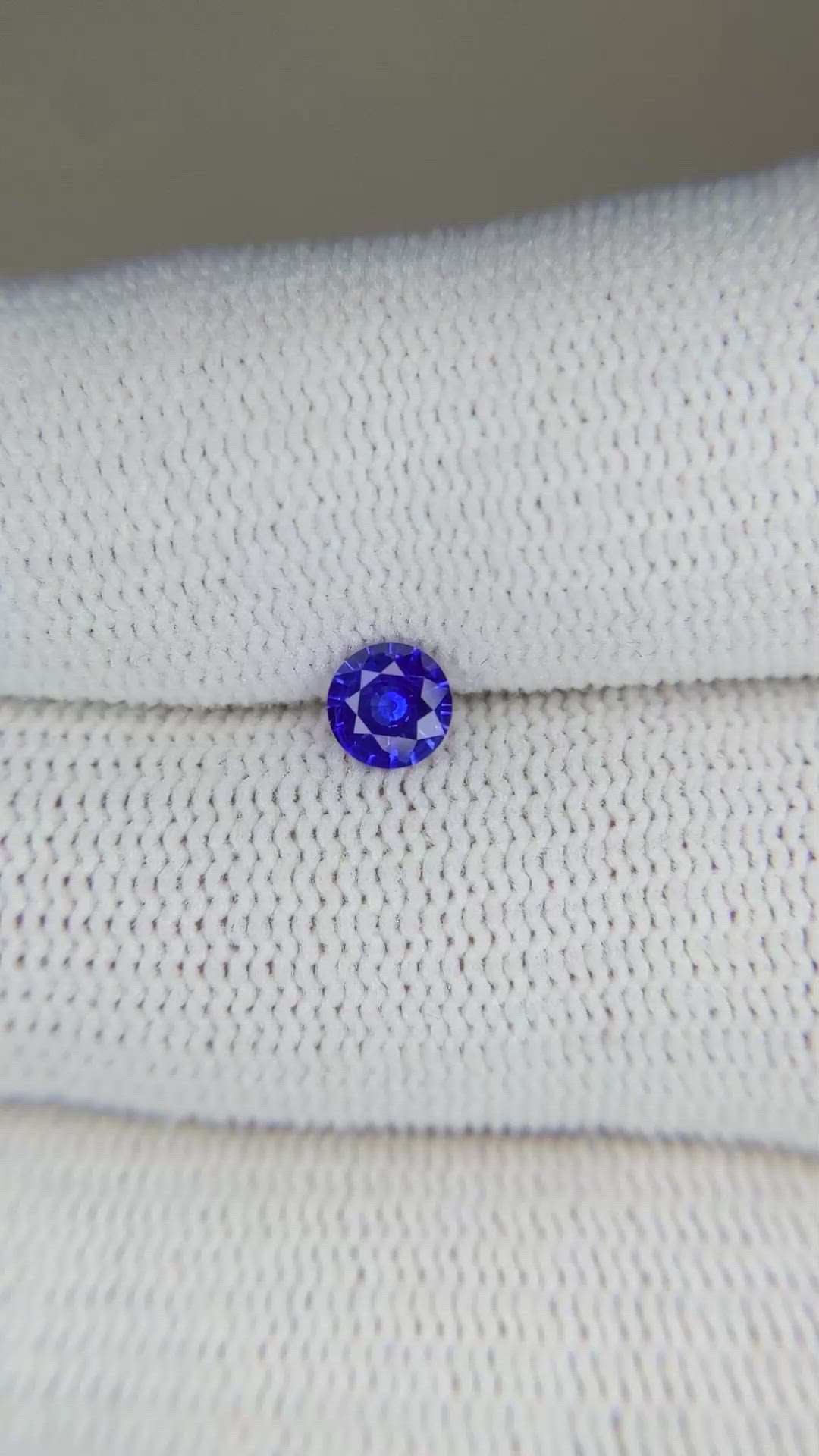 0.41 Ct. Blue Sapphire from Ceylon (Sri Lanka) Size Video