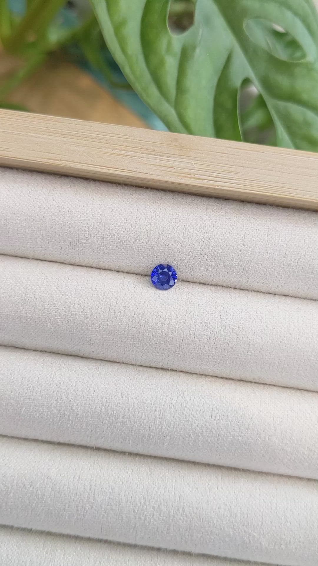 0.41 Ct. Blue Sapphire from Ceylon (Sri Lanka) Size Video