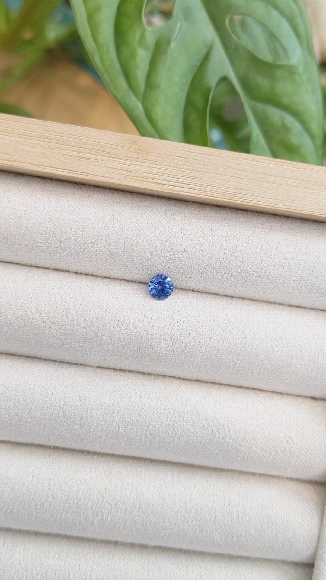 0.45 Ct. Blue Sapphire from Ceylon (Sri Lanka) Size Video