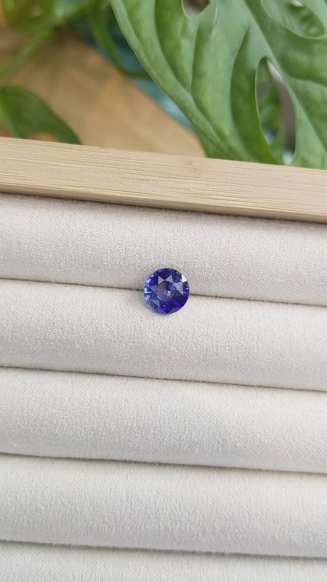 2.70 Ct. Blue Sapphire from Ceylon (Sri Lanka) Size Video