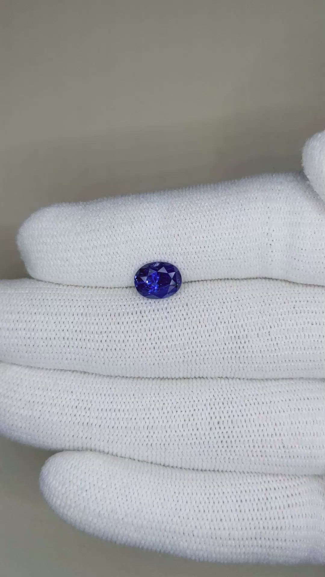 2.20 Ct. Blue Sapphire from Ceylon (Sri Lanka) Size Video
