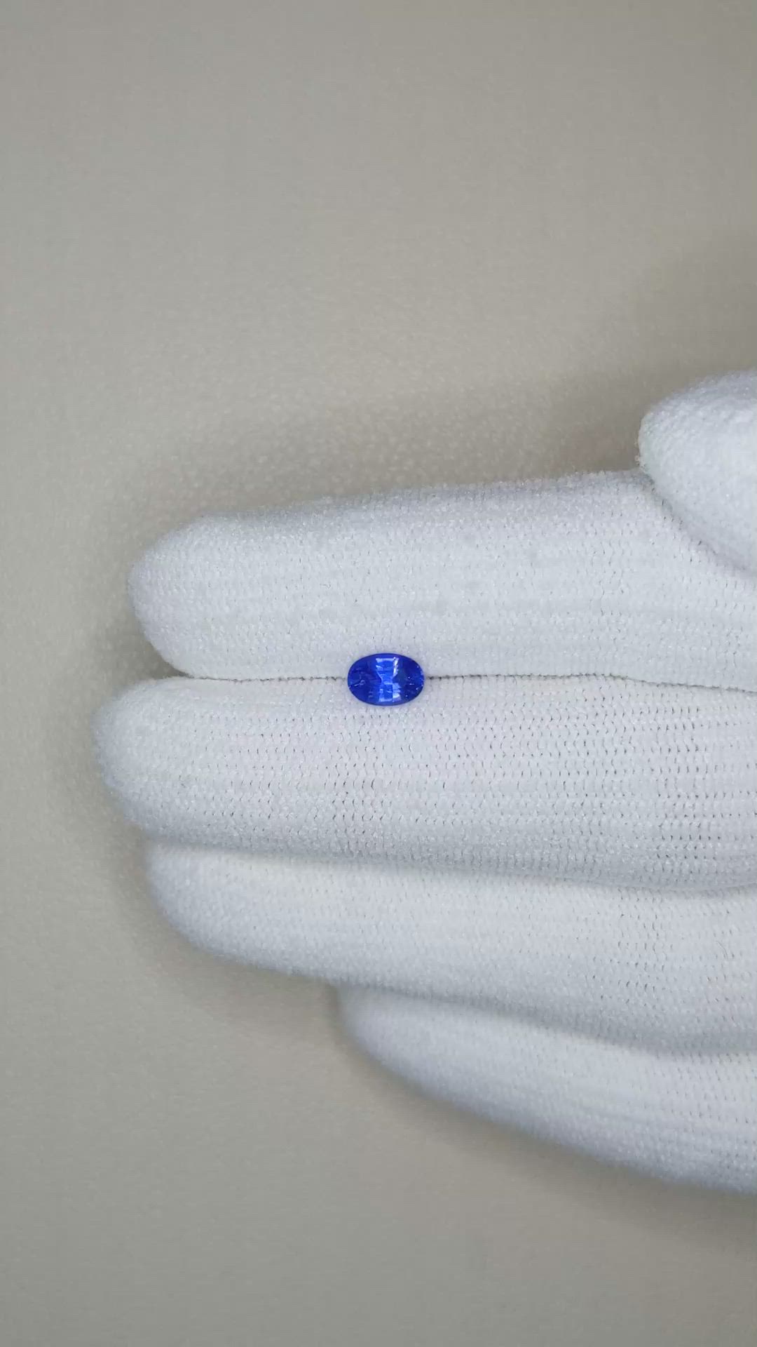 0.56 Ct. Blue Sapphire from Ceylon (Sri Lanka) Size Video