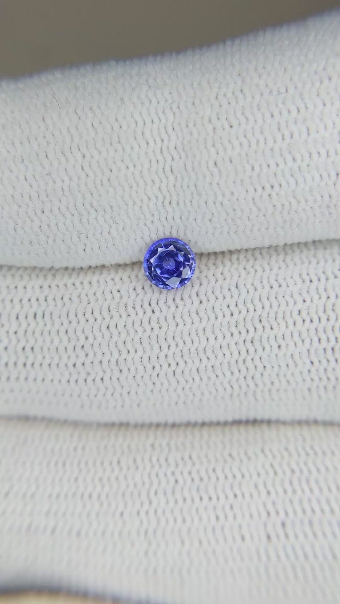 0.45 Ct. Blue Sapphire from Ceylon (Sri Lanka) Size Video