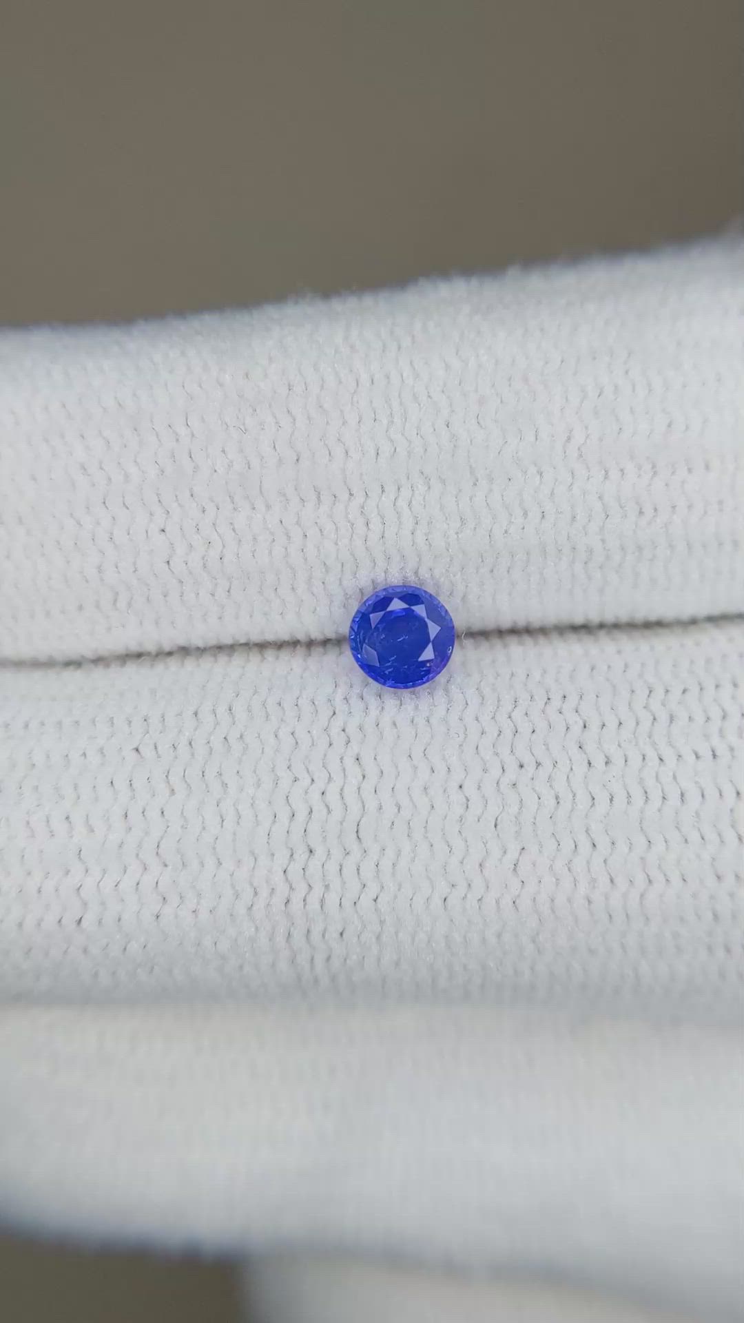 0.35 Ct. Blue Sapphire from Ceylon (Sri Lanka) Size Video