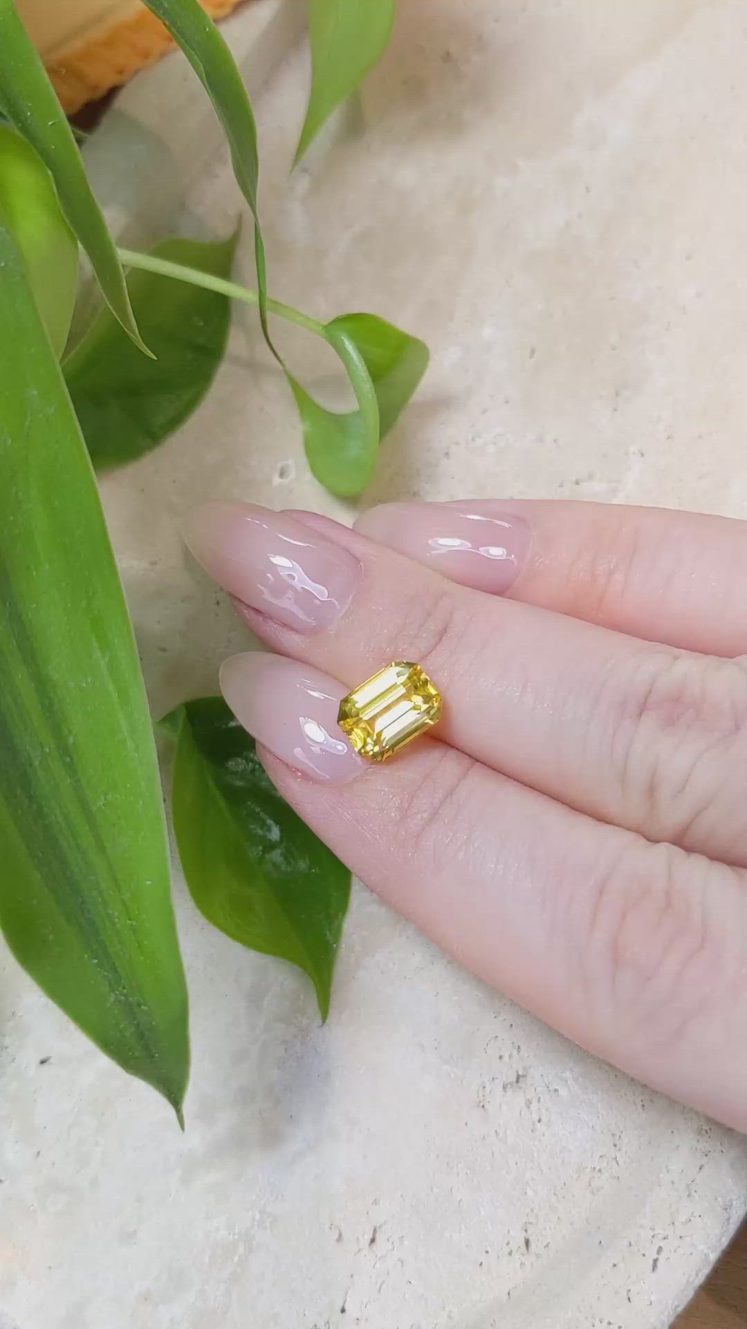 3.51 Ct. Yellow Sapphire from Ceylon (Sri Lanka) Size Video