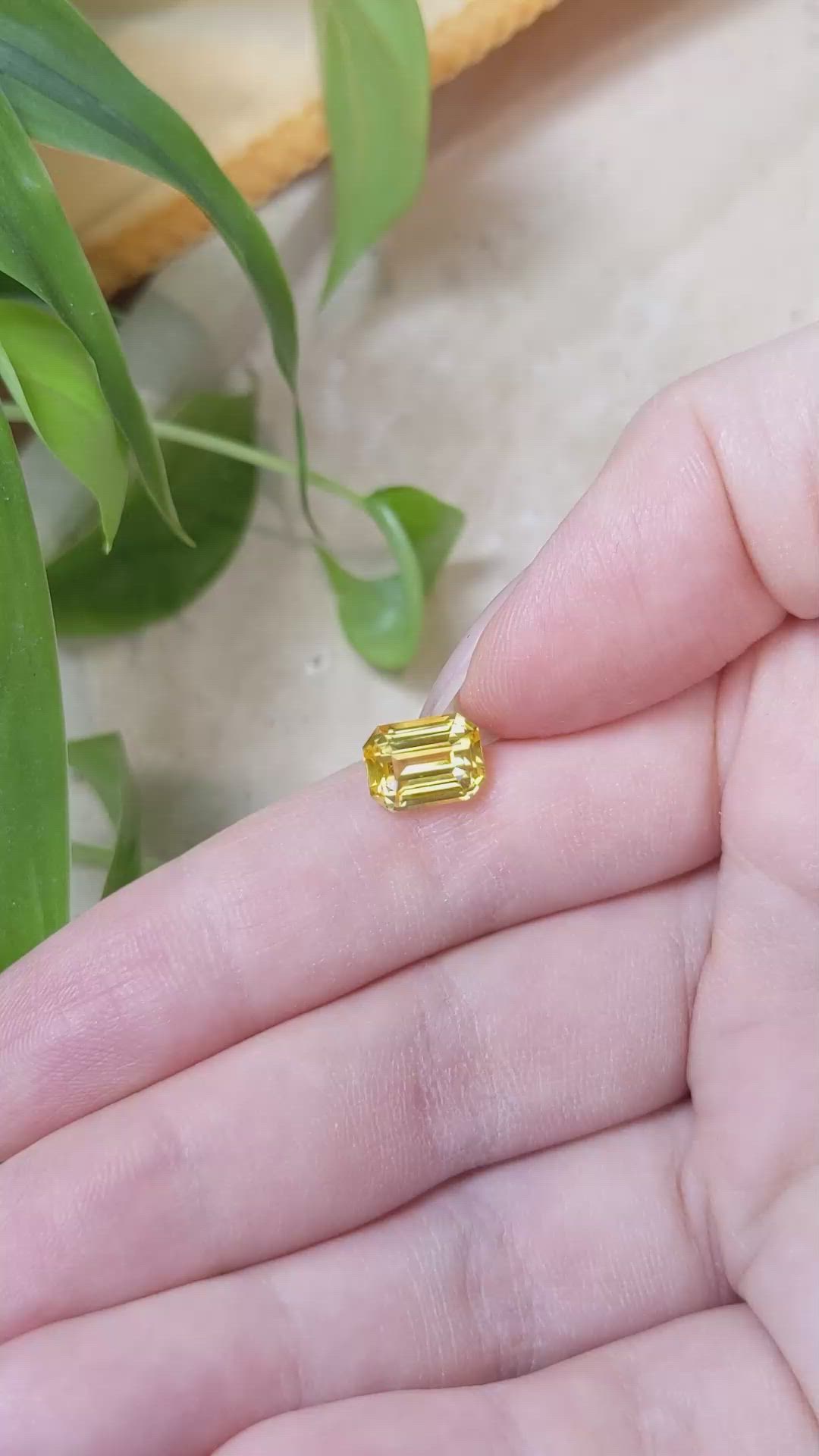 3.51 Ct. Yellow Sapphire from Ceylon (Sri Lanka) Size Video