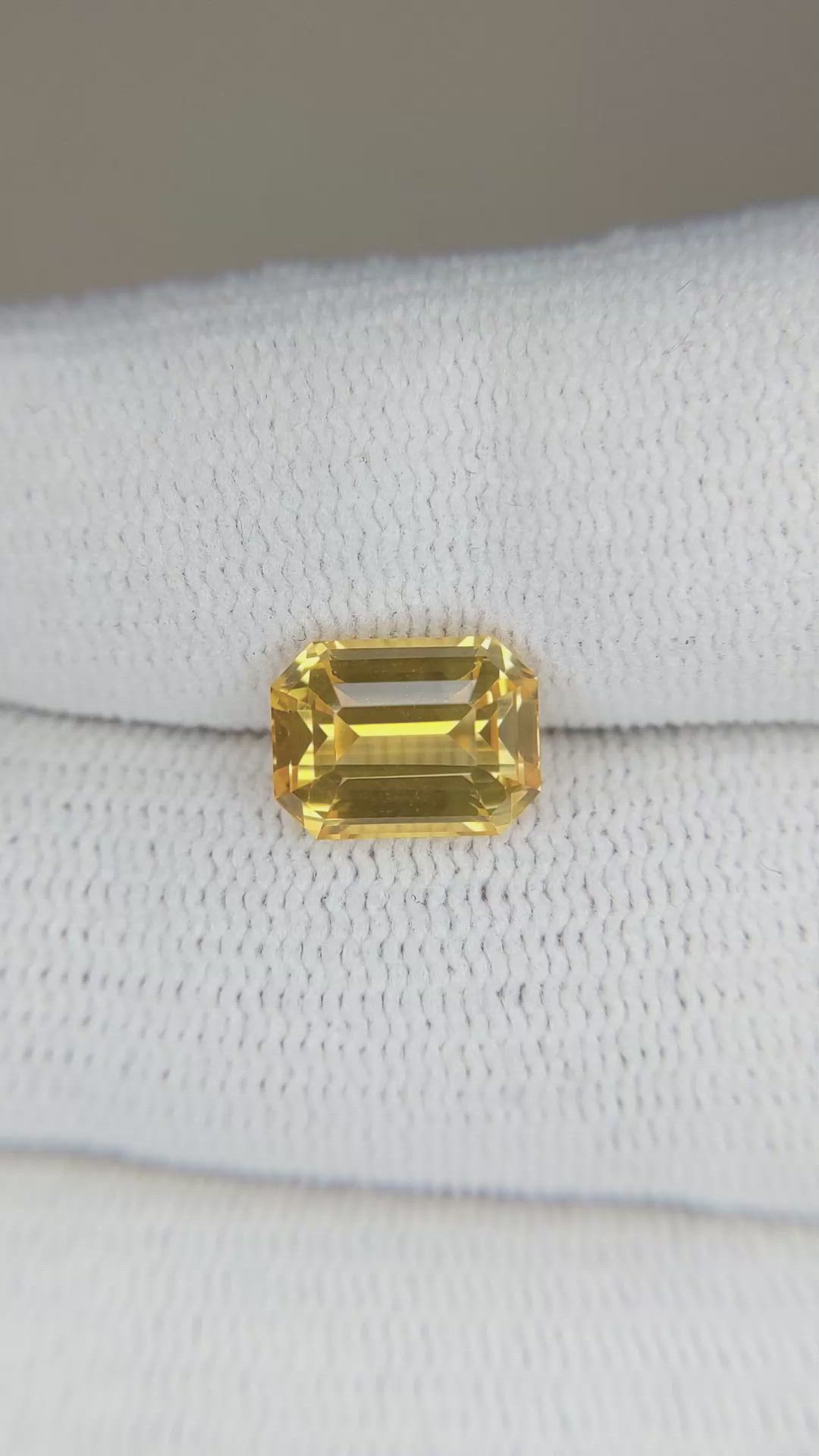 3.51 Ct. Yellow Sapphire from Ceylon (Sri Lanka) Size Video