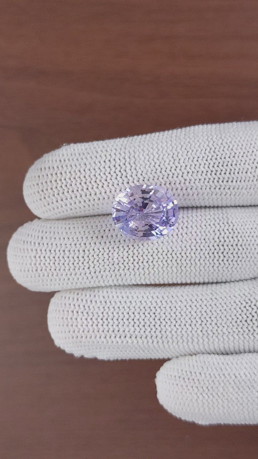 11.07 Ct. Purple Sapphire from Ceylon (Sri Lanka) Size Video