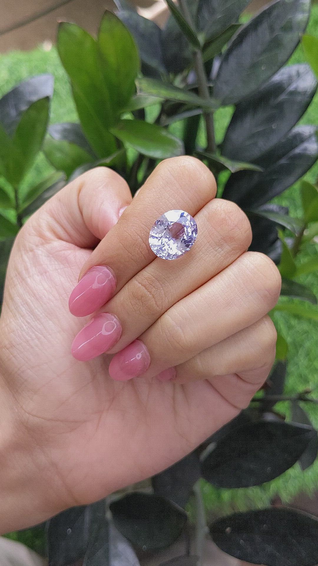 11.07 Ct. Purple Sapphire from Ceylon (Sri Lanka) Size Video