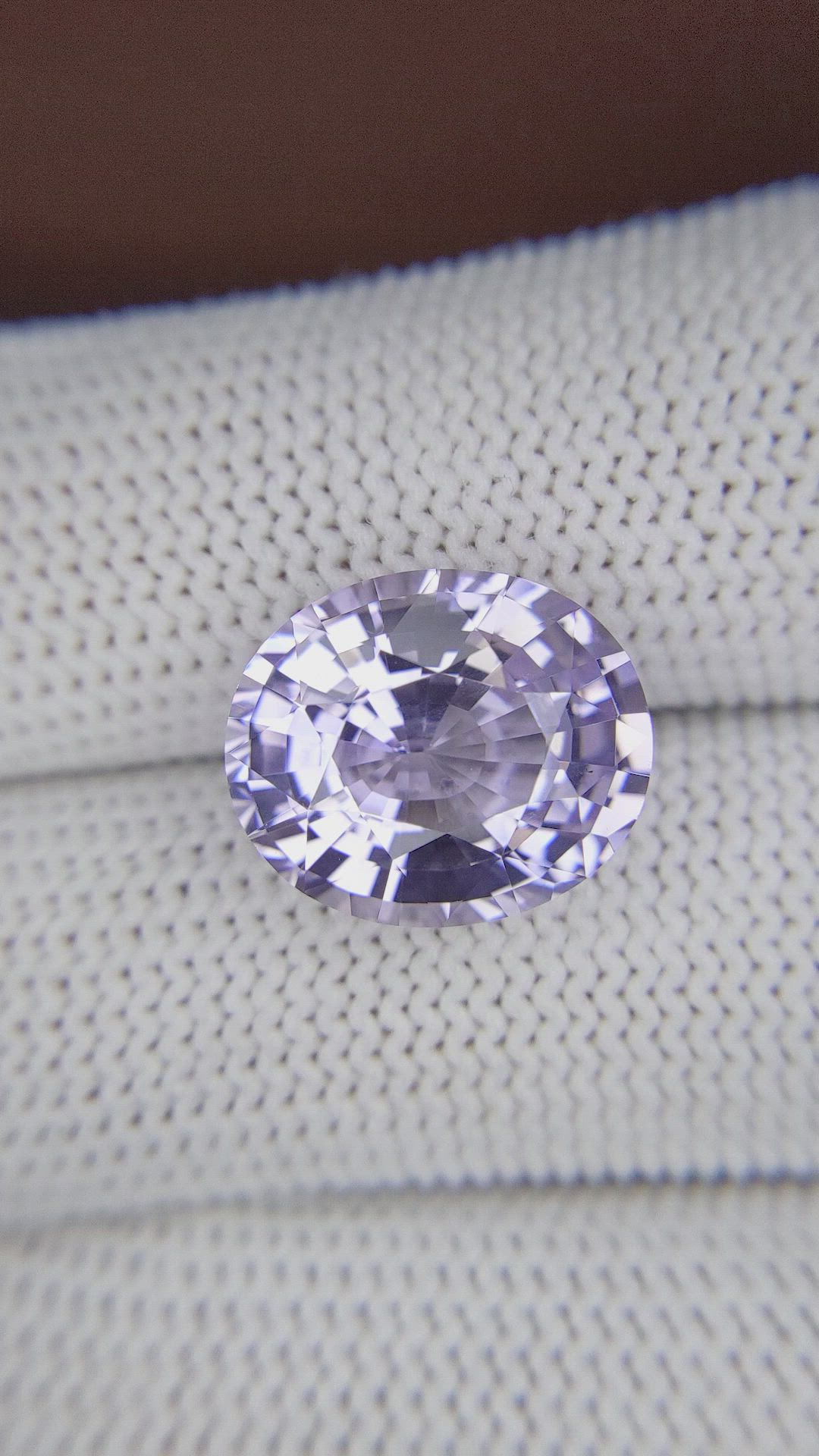 11.07 Ct. Purple Sapphire from Ceylon (Sri Lanka) Size Video
