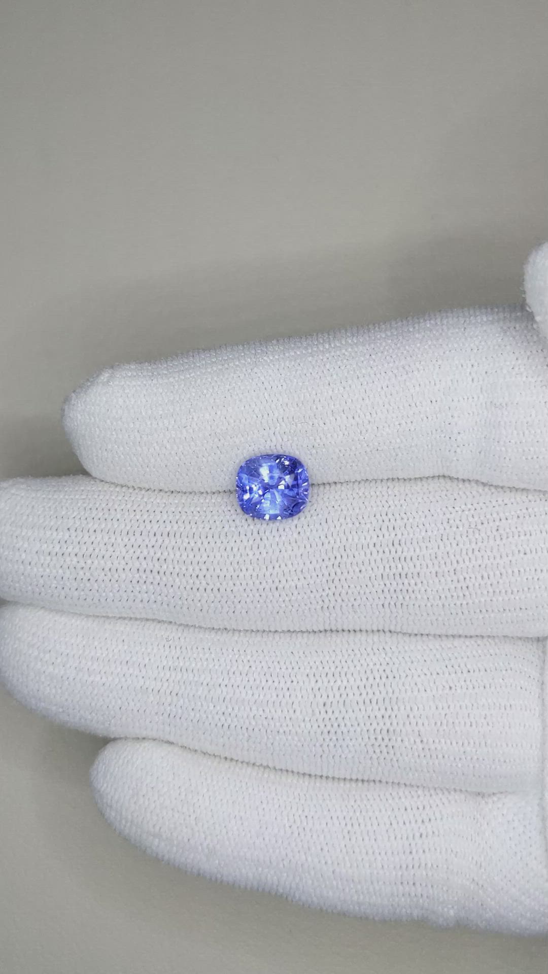 3.05 Ct. Blue Sapphire from Ceylon (Sri Lanka) Size Video