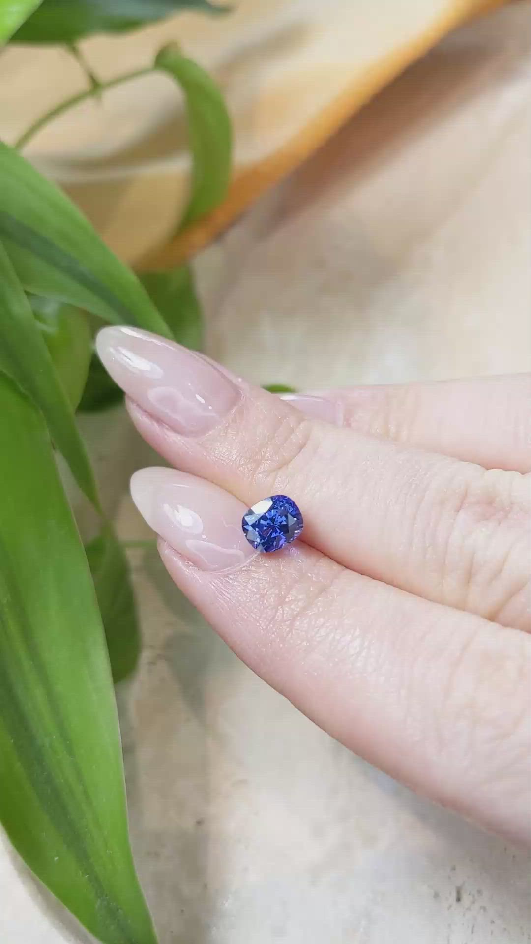 1.71 Ct. Blue Sapphire from Ceylon (Sri Lanka) Size Video