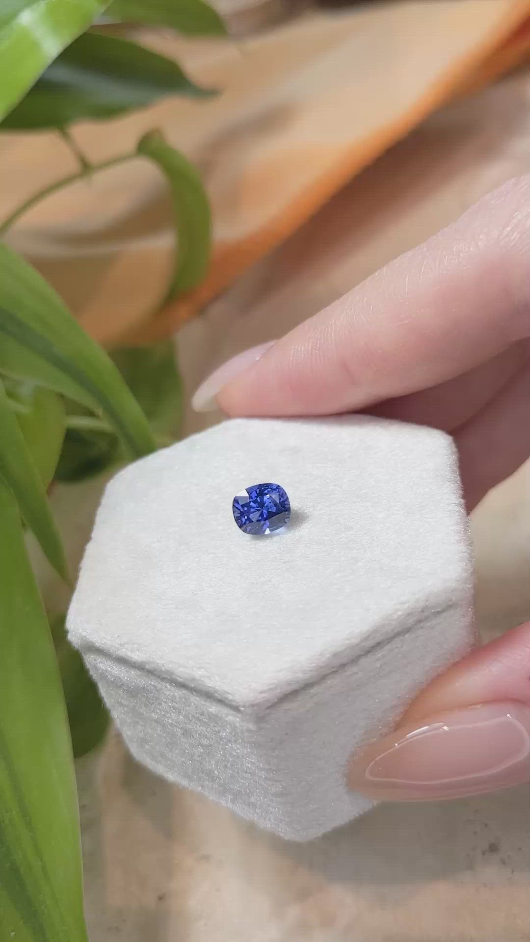 1.71 Ct. Blue Sapphire from Ceylon (Sri Lanka) Size Video