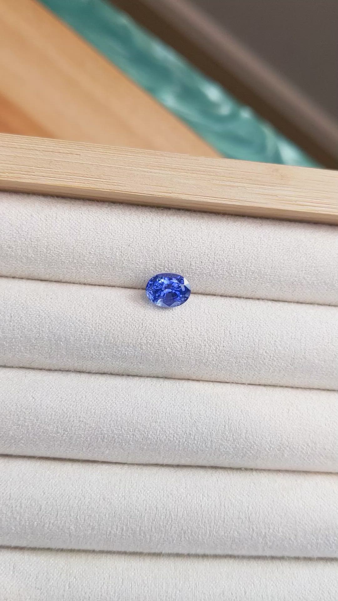 2.22 Ct. Blue Sapphire from Ceylon (Sri Lanka) Size Video