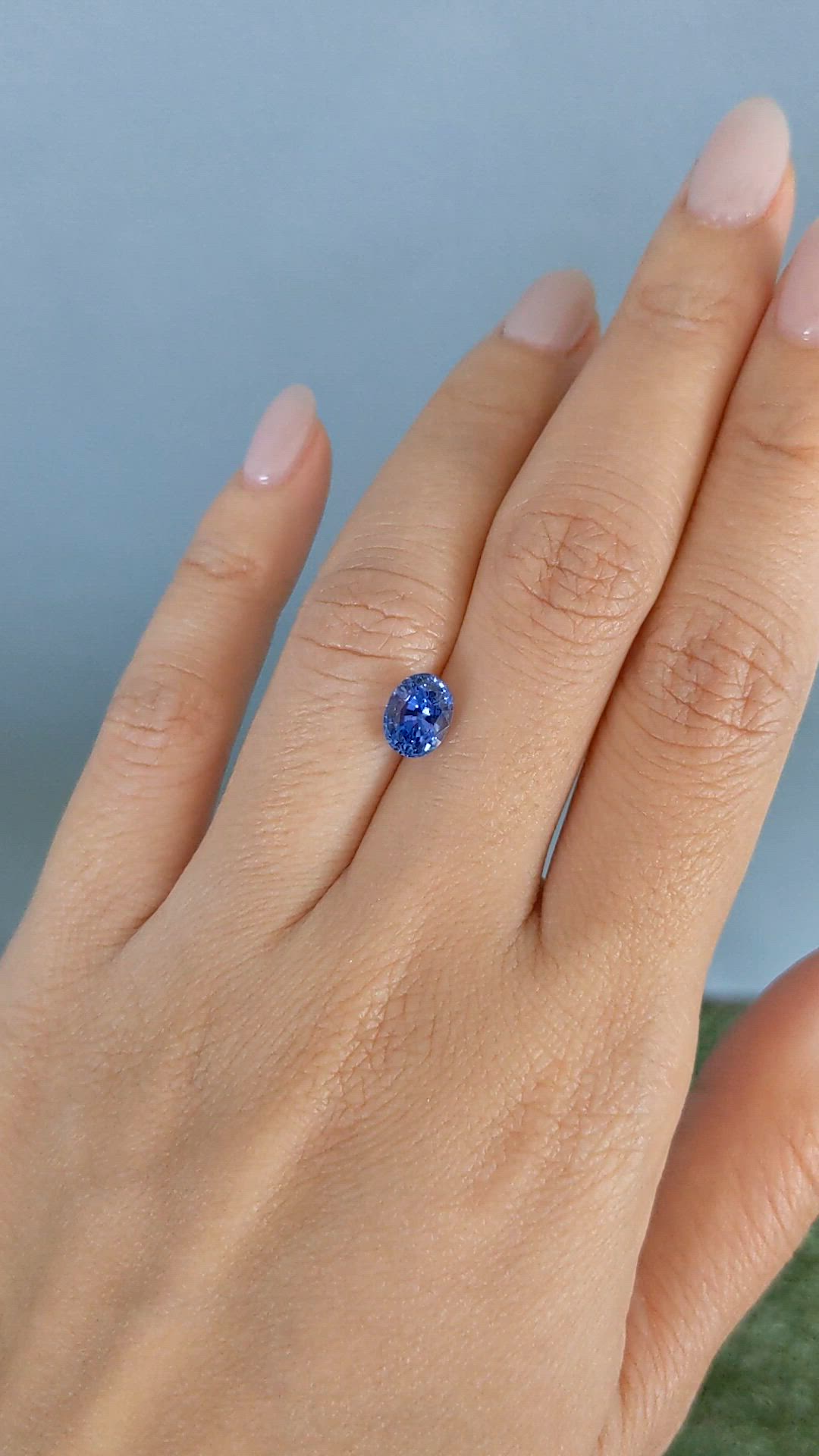 2.22 Ct. Blue Sapphire from Ceylon (Sri Lanka) Size Video
